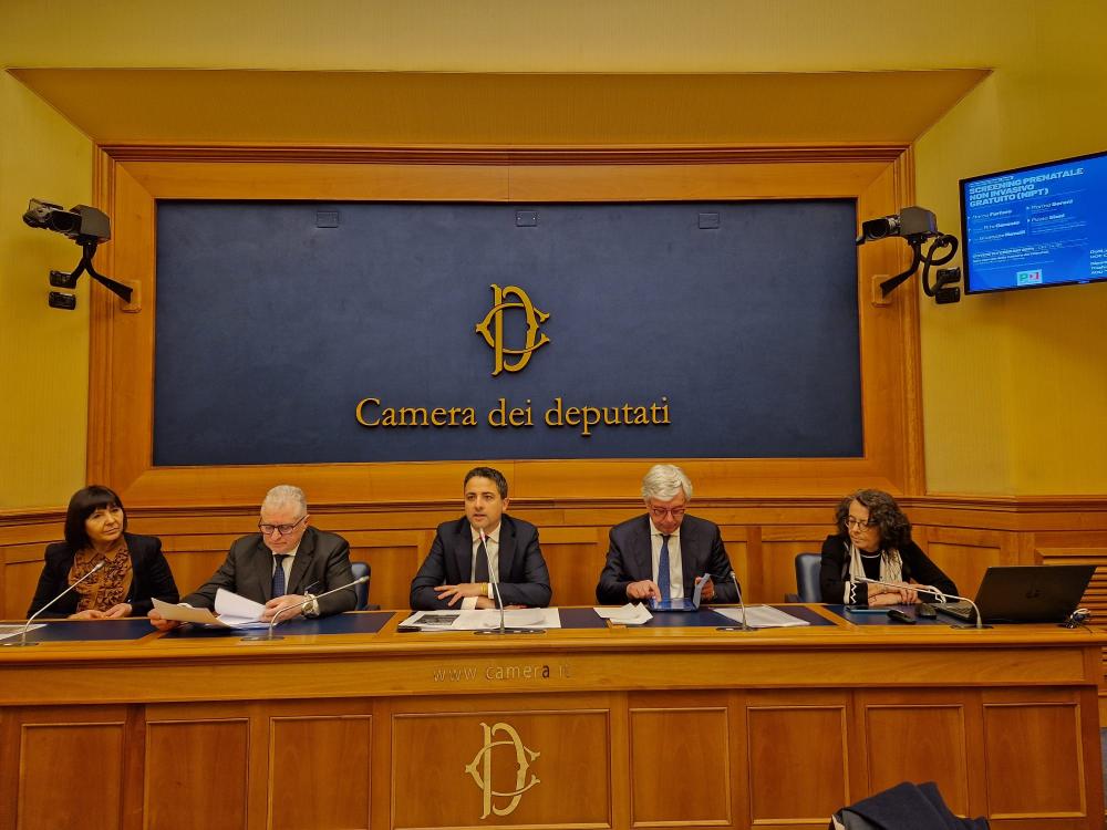 Gravidanza: il Pd punta alla gratuità per il test prenatale non invasivo